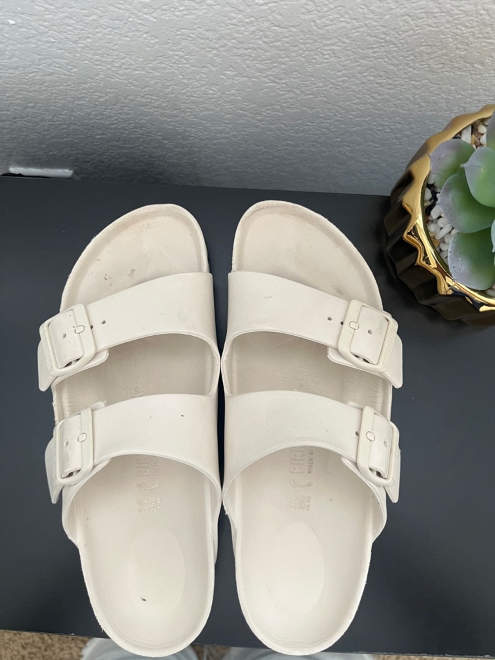 Birkenstock Arizona EVA Sandals in Off-White - Picture 4 of 8